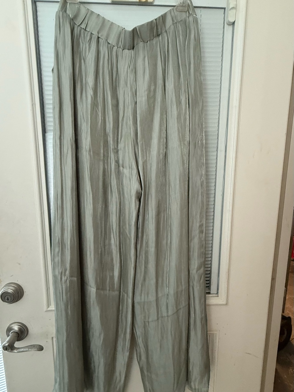 Light Sage Veiled Collection Set - Picture 7 of 8